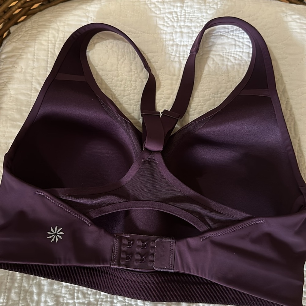 Althleta sports bra 32DD - Picture 2 of 8
